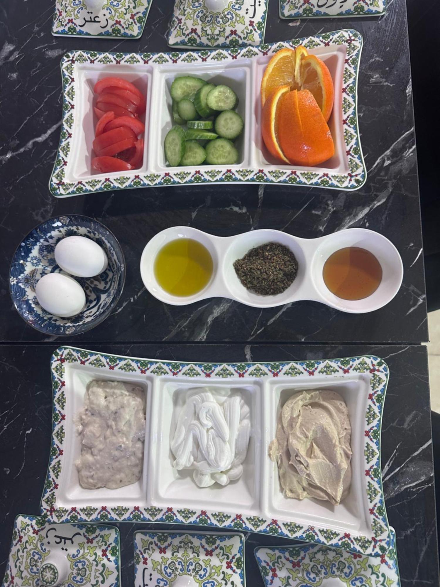 לינה וארוחת בוקר יריחו Steele Honey מראה חיצוני תמונה